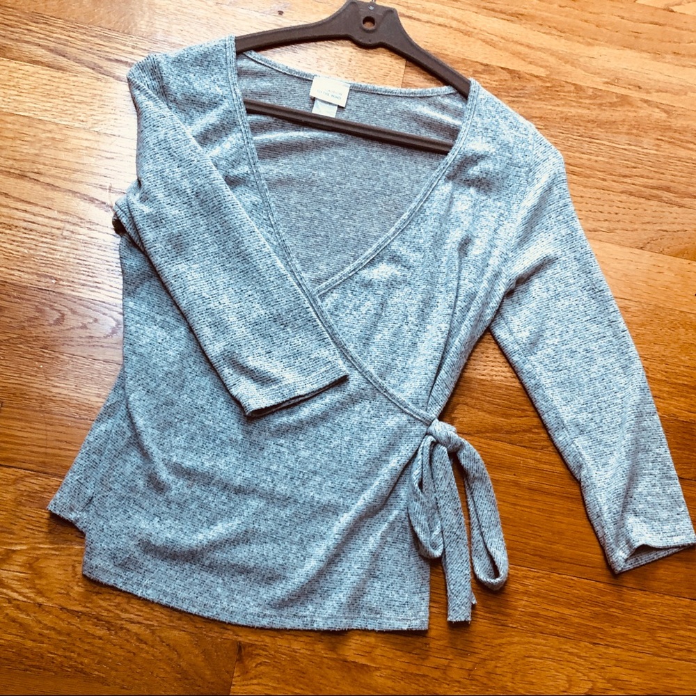 Caution to the Wind Beige Wrap Top 3/4 Sleeve S/M